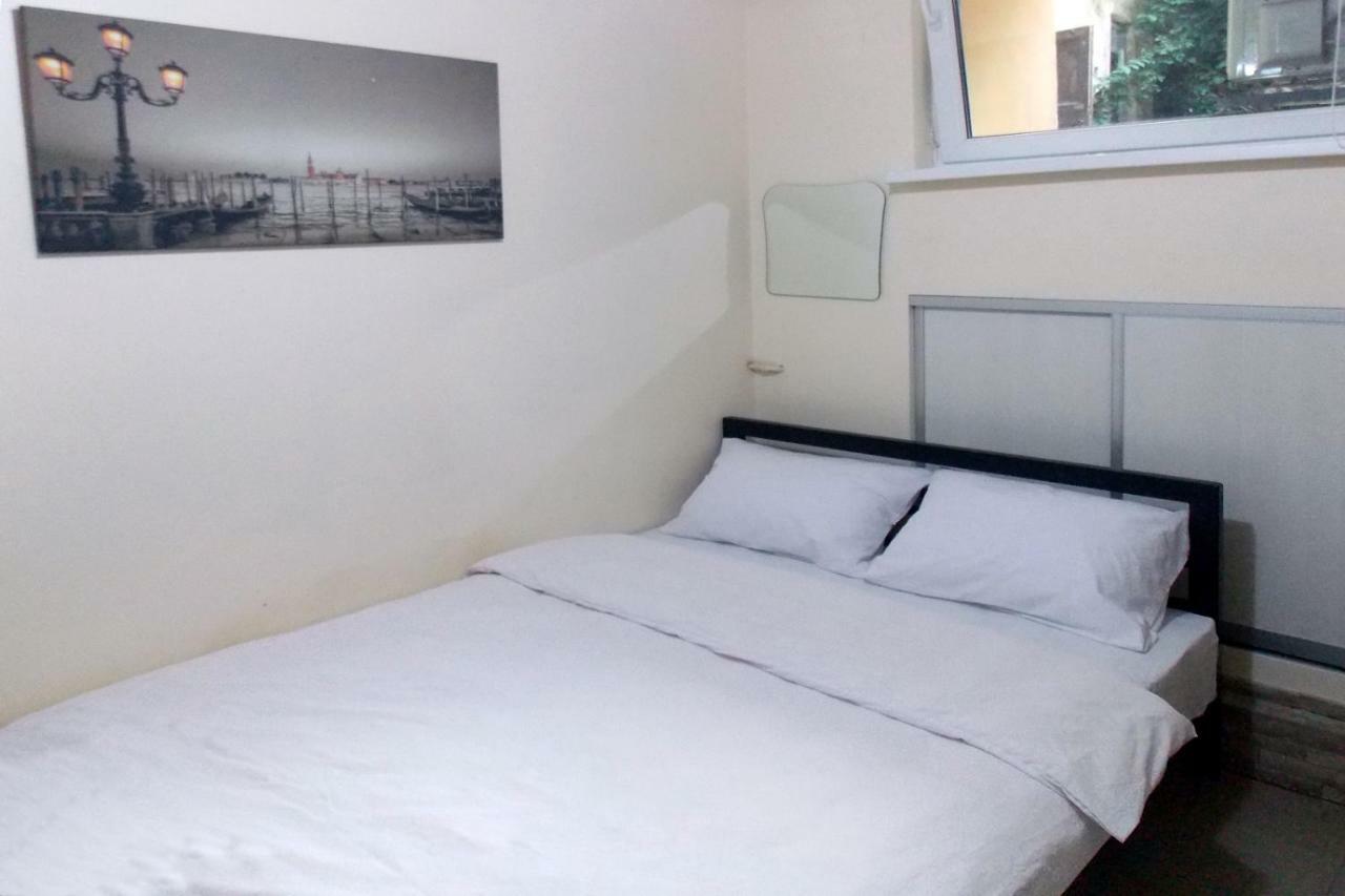 Ferienwohnung Compact Studio In The City Center Lemberg Exterior foto